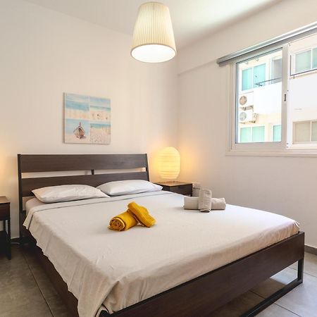 Kave Blue Mackenzie 1 Bdr Flat With Pool Apartment Larnaca Luaran gambar