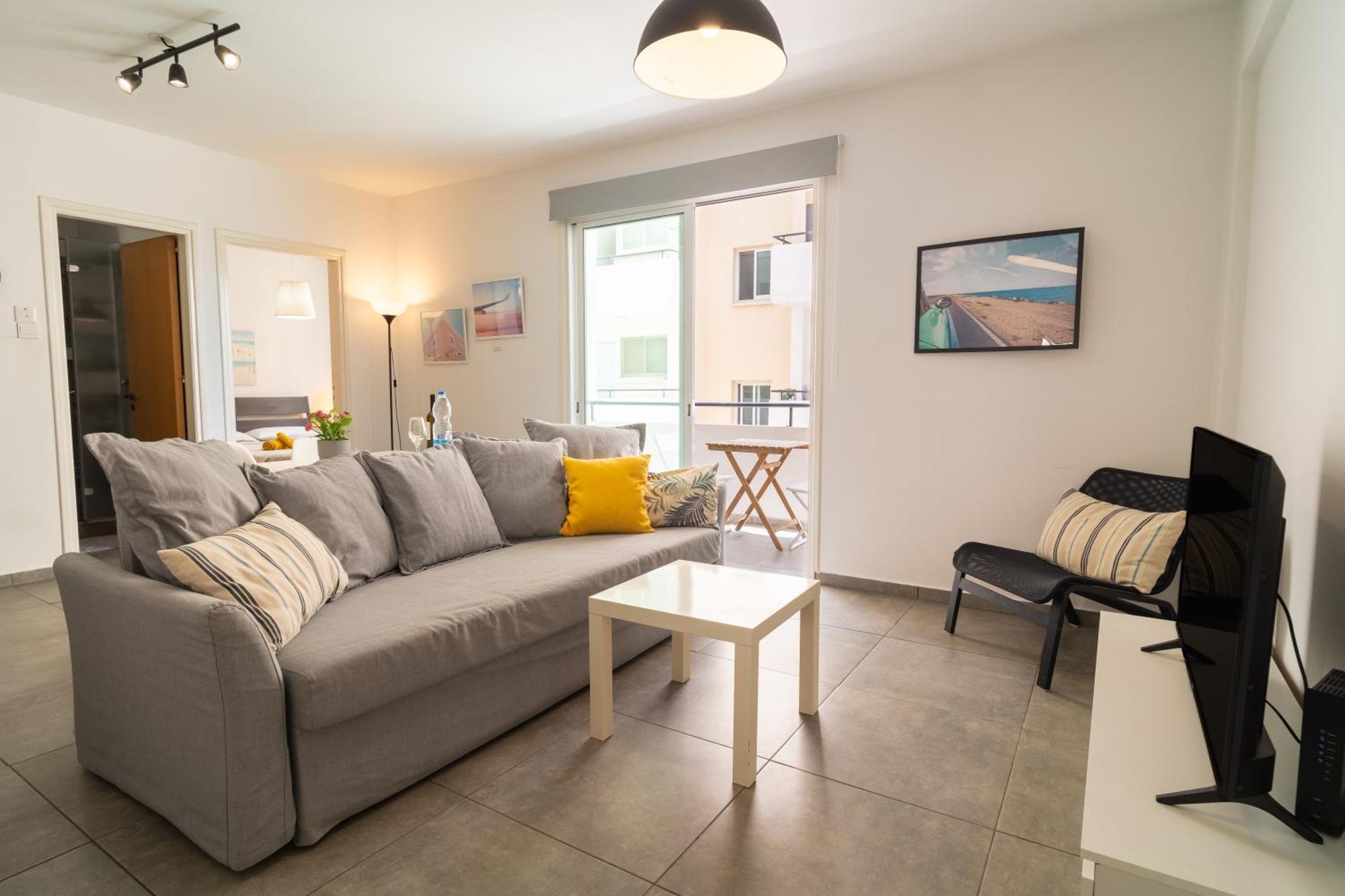 Kave Blue Mackenzie 1 Bdr Flat With Pool Apartment Larnaca Luaran gambar