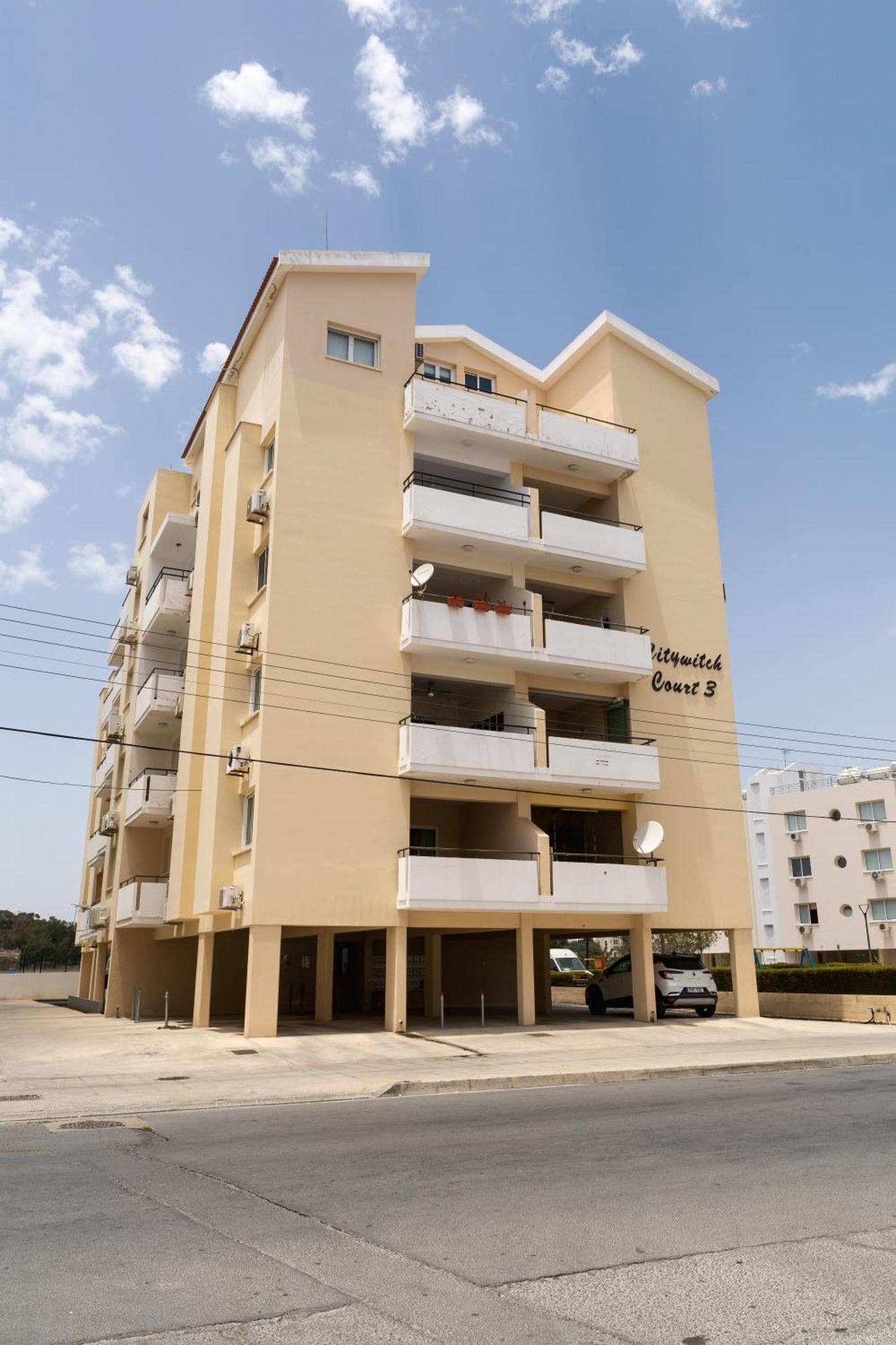 Kave Blue Mackenzie 1 Bdr Flat With Pool Apartment Larnaca Luaran gambar