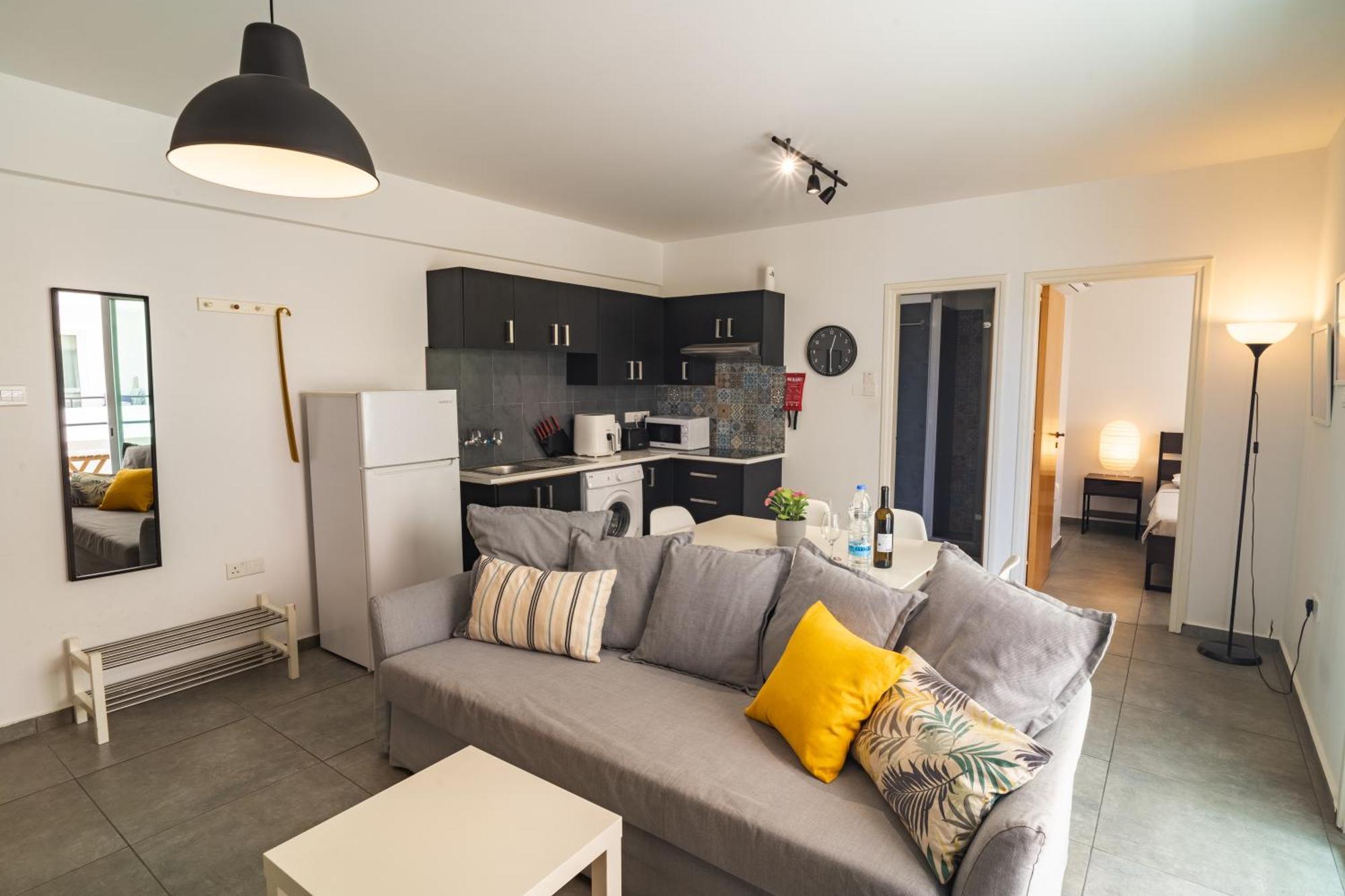 Kave Blue Mackenzie 1 Bdr Flat With Pool Apartment Larnaca Luaran gambar